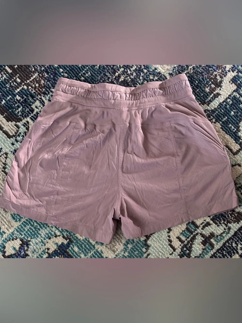 Lululemon On The Fly Shorts Size 6 Mauve Purple Drawstring